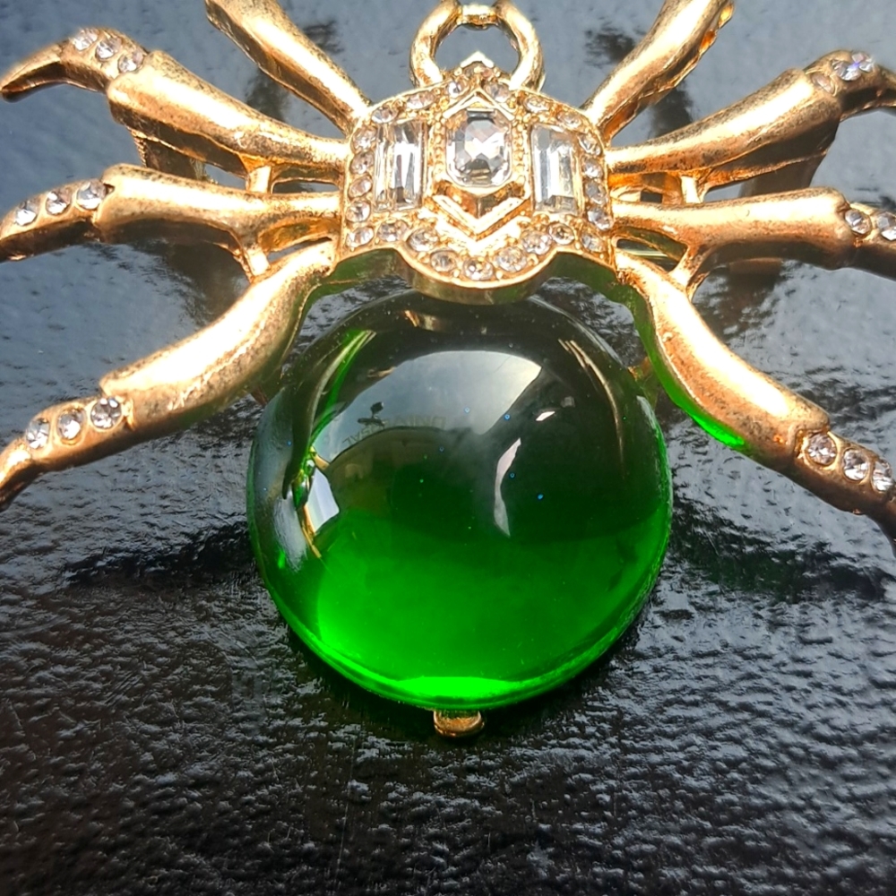 Tarantula Spider Brooch View 3